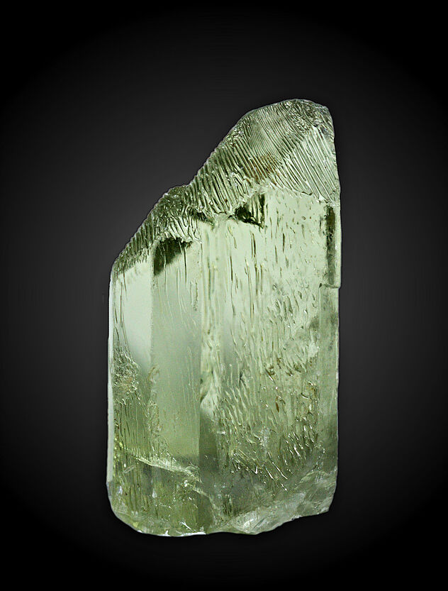 るい Diopside from Xinjiang, China