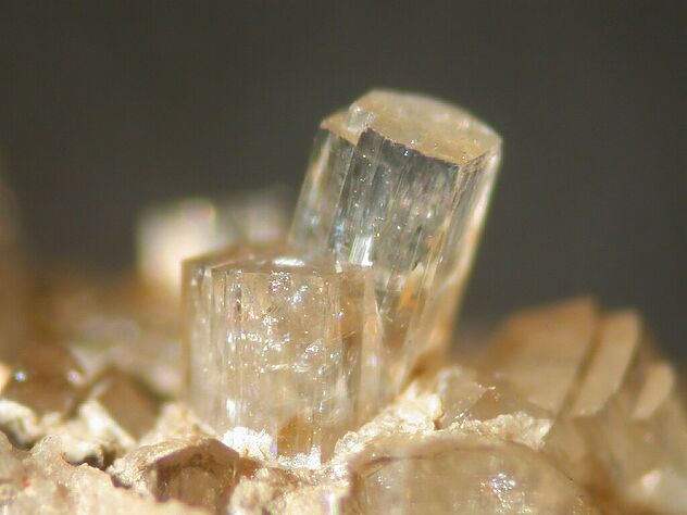 Brewsterite-Sr: Mineral information, data and localities.