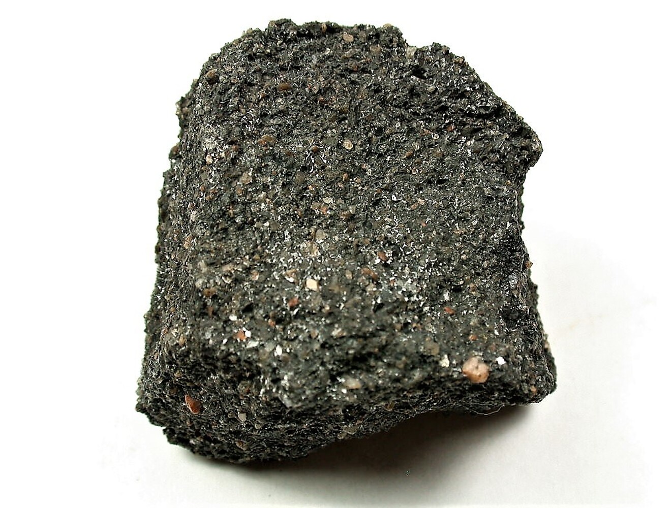 YU様　グレー36 Coffinite: Mineral information, data and localities.