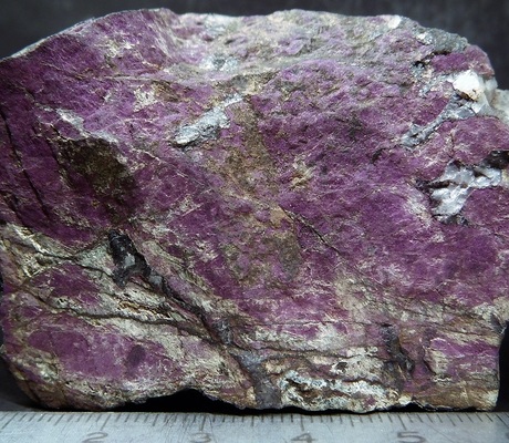 <a href="/photo-847707.html"><h1>Purpurite</h1><h2>Bendada Mines, Bendada, Sabugal, Guarda, Portugal</h2><p>Purple Purpurite on Matrix.

Bought at an exhibition of sales-purchases-exchange of minerals and fossils.</p><p class="clickhere">Click here to view photo page on mindat.org</p></a>