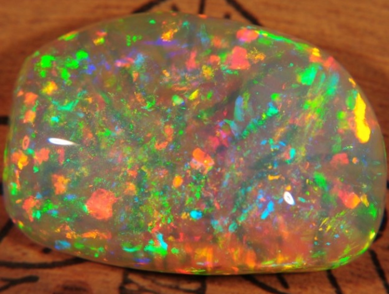 Opal: Mineral information, and localities.