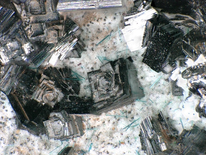 Paramelaconite: Mineral information, data and localities.