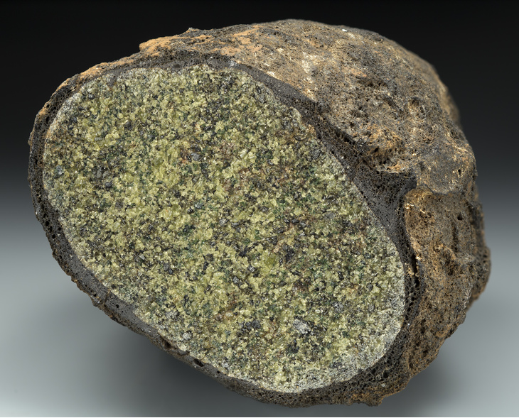 Peridotite: Mineral information, data and localities.