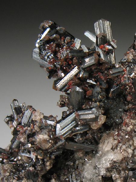 Goethite: Mineral information, data and localities.
